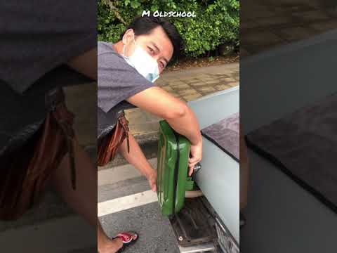 Thumbnail for น้ำมันหมดทำงัยดี...? Toyopet Corona Mk2 Rt61 1968 | M OldSchool by Toyopet