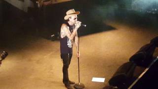 YelaWolf- Ball And Chain🎤🎶(Live at Rockefeller Oslo Norway HD)
