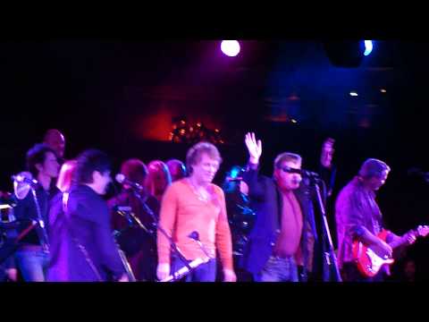 Hold On, I'm Comin' - Bobby Bandiera, Jon Bon Jovi & Southside Johnny