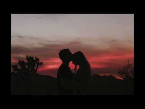 Me Enamore Sin Querer video