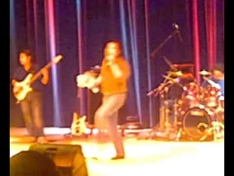 Zaw Win Htut: ဇော်ဝင်းထွဋ် 💘 ဘာလိုလို (SG Live!)