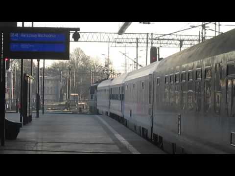 EP09-012 (EU: 150 022-8) z EiC 6122 "ŁUŻYCE" (WĘGL.-WAWA.WSCH.) - start z WR.GŁ. (opóźn.)