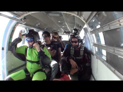 Don Pauly - Sky diving