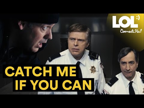 Stopping a bank robbery // LOL Comediha Compilation