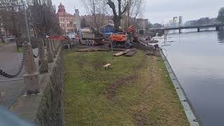 Hitachi Wheel Excavator Loading a Truck