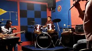 Download lagu NgeBand studio mp3