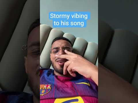 Stormy vibing to his song. #stormy #inkonnu #lferda #shaw #pauseflow #moroccanrap