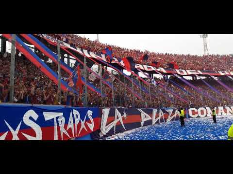 "Dale dale Ce, queremos la coopa" Barra: La Plaza y Comando • Club: Cerro Porteño