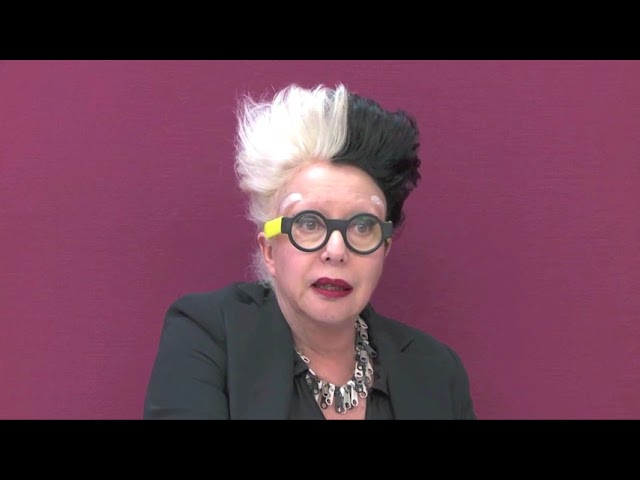 <p>ORLAN in conversation with Liliane Dewachter and Sophie Grégoir (M HKA) about the 'MesuRAGE de la place St-Lambert Liège, 1980'.</p>©ORLAN & M HKA, 2012