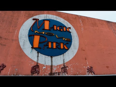 ESPLORAZIONE MULTISALA ABBANDONATO - Magic Movie Park - [ URBEX ITALY ]
