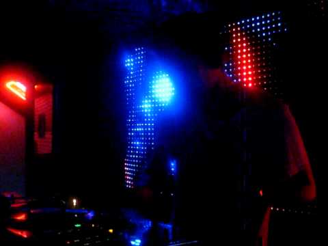 Guest69 @ Bass Planet Warm Up /with WestBam @ BoomBar Club, Szczecin (19.11.2011)  1/4