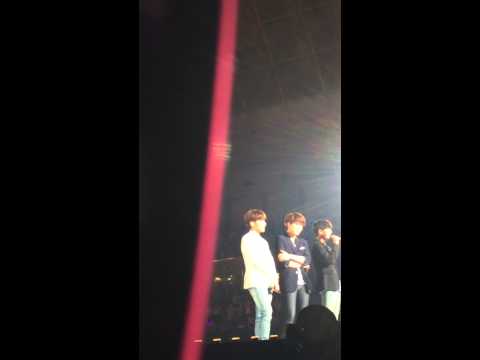 150611 KRY Kobe Day1- Yesung hit his head when had mistakes + Kyuwook Judging him