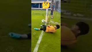 Download lagu GOAL OR NO GOAL ?? || GOAL LINE TECHNOLOGY 💥🔥|| Comment YES or NO ?? 🤔😎  #shortsfootball #hdshorts mp3