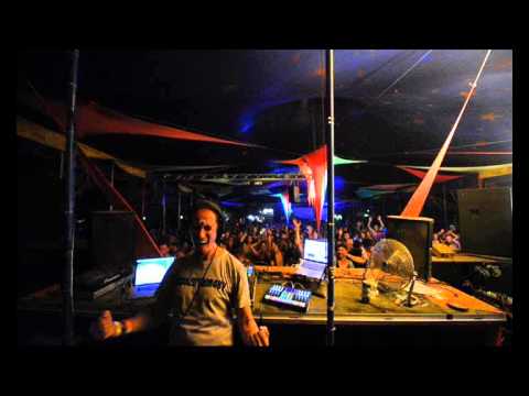 Yuli Fershtat DJ Set @ Pumpui Ozora (Remake)