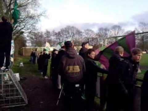 Vlak na de 1-0 bij FC Grootegast-GSVV (12 december 2009)