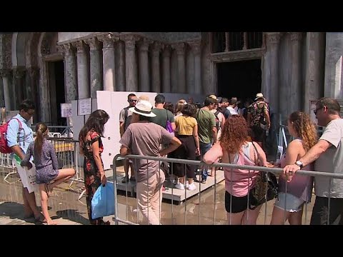 Venedig: Sitzverbot für Touristen?