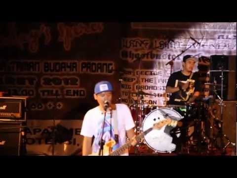 Buckskin Bugle - Footage Video at Padang Sumatra Barat Concert