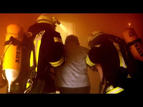 Wohnungsbrand - 2 Kinder vermisst - Feuerwehr Rhönblick im Einsatz