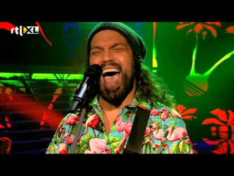 The Voice of Holland 2013 - Liveshow 3 - Vince Irie - Beggin'