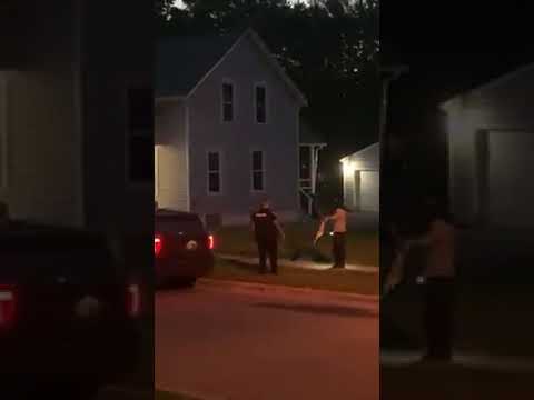 Cyraxx arrest from across the street. Credits to @awareofmyself4564 6/25/2023