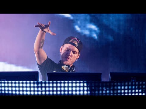 Avicii x Coldplay - Silhouettes x Viva La Vida (DJ Love Mashup)