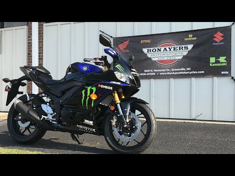 2021 Yamaha YZF-R3 Monster Energy Yamaha MotoGP Edition in Greenville, North Carolina - Video 1
