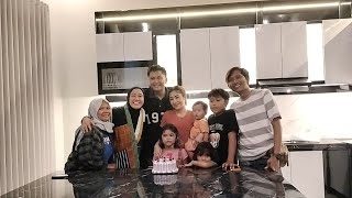 Download lagu ARZU ULANG TAHUN KE 7 TAHUN ANIK ARNIKA & DIANA SASTRA mp3 Download lagu ARZU ULANG TAHUN KE 7 TAHUN ANIK ARNIKA & DIANA SASTRA mp3