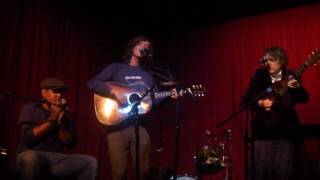 Joey Ryan feat. Kenneth Pattengale, Chris Pierce "Like A Cloak" Hotel Cafe 7/22/10 MUST SEE VERSION!