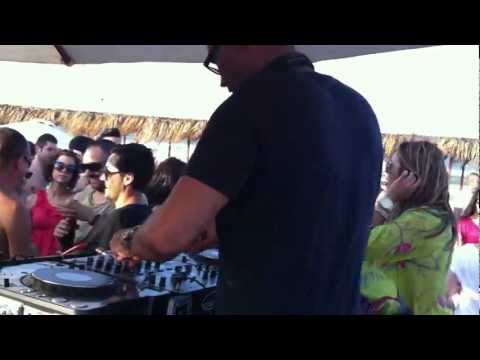 SOL I LLUNA COQUI & VICENTE VERDU 2012 / 1