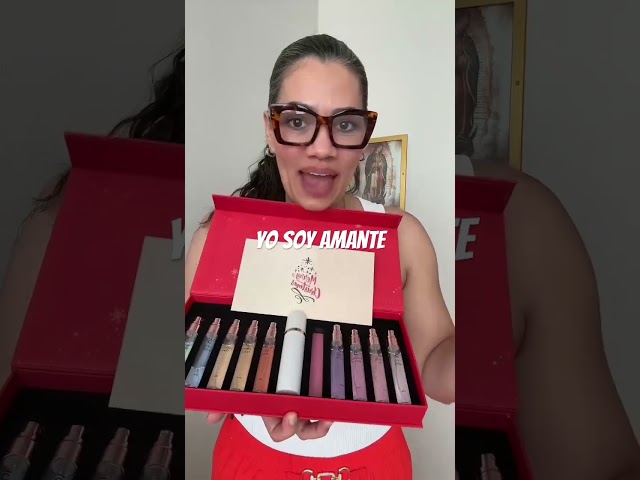 Vídeo relacionado con Set de Regalo de Perfume para Mujers, 10x35ml mini Perfumes +10 mini Cremas de Manos, Eau de Parfum para Mujer con un Dulce Aroma Floral y Frutal, Regalos para Ella - Cumpleaños, Valentín, Navida