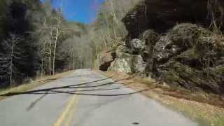 preview picture of video 'Townsend, TN into the Great Smoky Mountains National Park (The drive in)'