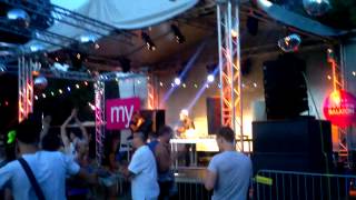 TENSNAKE playing &#39;SEE RIGHT THROUGH&#39; @ Bmylake   Balatonaliga 2013 08 18