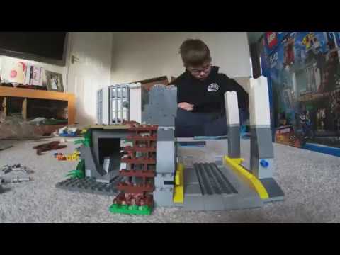 New Lego - a 2018 Set! Lego City Mountain Police Headquarters 60174