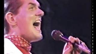 Falco live - The star of moon and sun