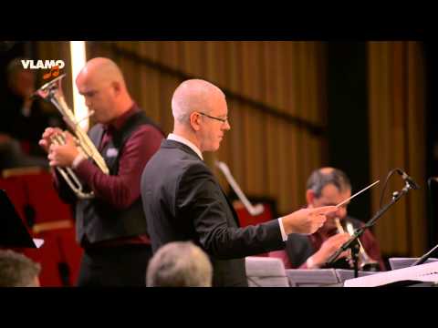 Revelation - Philip Wilby door Brassband Buizingen