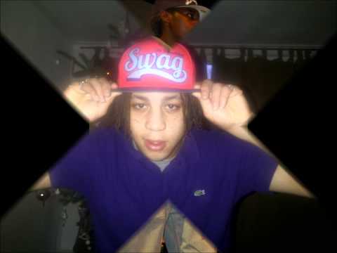 GillyGalaxy Ft iiceyy - Guess who's back (ft. Babeszz).mp3.wmv