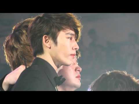 [FANCAM]111129 MAMA SJ Album of The Year Speech (Close Up)