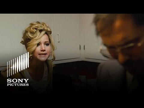 American Hustle (Restricted Clip 'Microwave')