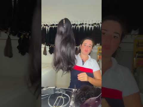 7 minutos com a Marina na frente da arara, no ateliê