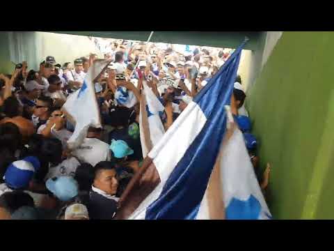 "juventud antoniana vs CN |  antes de ingresar al estadio..  tremenda fiesta" Barra: La Inigualable Nº1 del Norte &bull; Club: Juventud Antoniana