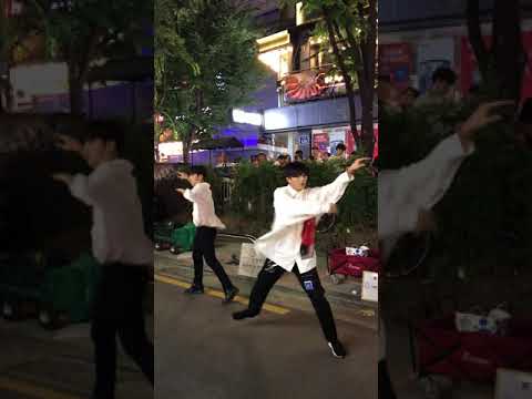 170618 Hongdae Busking BTS - Mic drop