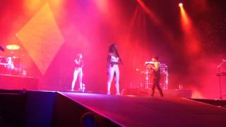 Clean Bandit - Heart on Fire (Colours Of Ostrava 2015)