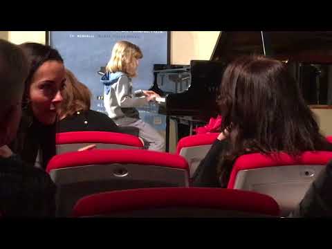 Elijah Iuli 7 anni e mezzo XXX concorso pianistico internazionale citta' di Albenga