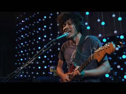 Sombra Ou Dúvida - Boogarins
