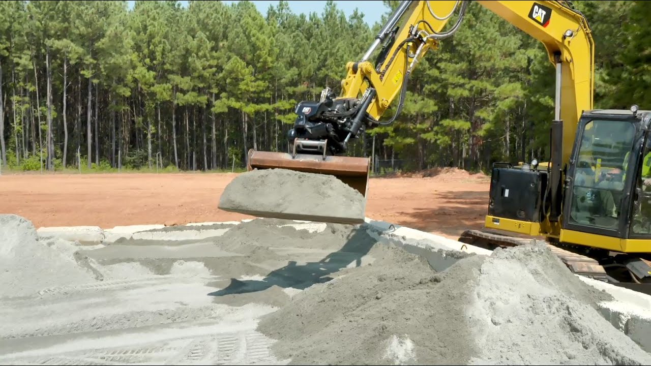 Cat® TRS8 Tiltrotator at Work