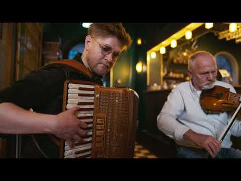 Dreamers' Circus feat. Poul Bjerager - 'Condredans' (Traditional Danish Music)