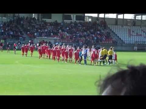 RW Ahlen - SC Roland Beckum (3:1) Einlauf der Mannschaften (14.09.14)