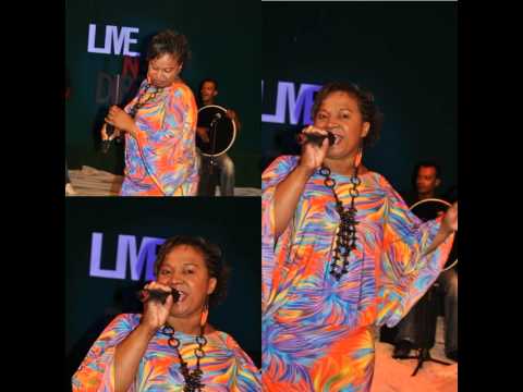 Mo pe ale papa Nancy desrougere