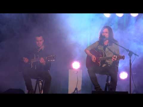 Jarek Tucki & Łukasz Wełna - Ten mały błąd [cover P.Cugowski] (Frysztak, 08.03'14)