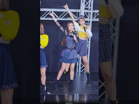 [4K] [PadaSWEAT16] Fancam 191214 - วิบวับ (Hajimari no Hikari) Cut @ Siam Music Fest 2019